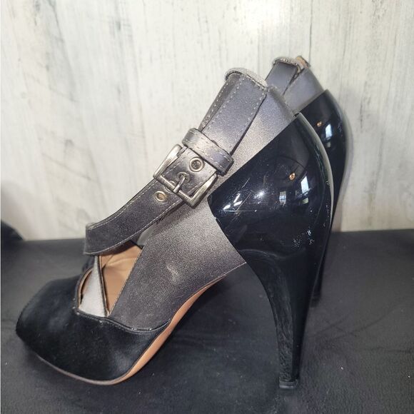 Alaia Patent Leather Heels - Picture 11 of 15
